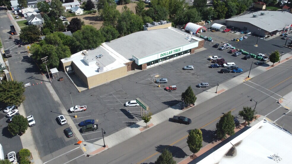 More Photos Of 2300 Resort St, Baker City Freestanding For Sale