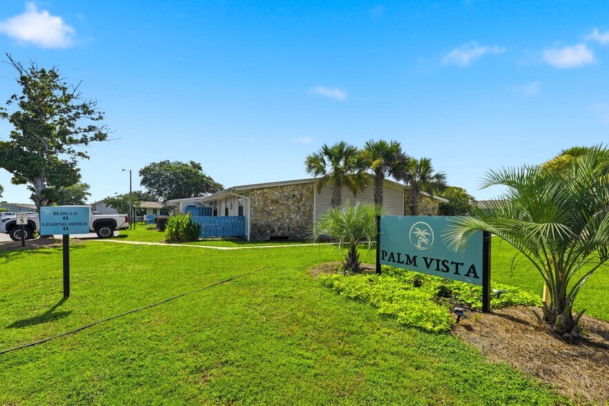 More Photos Of 322 Burkett Dr, Panama City Apartments For Sale