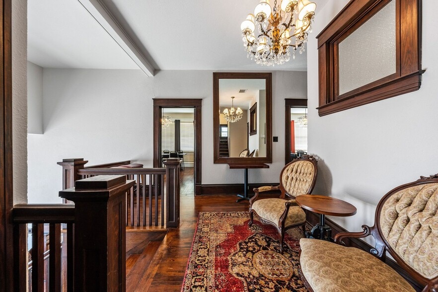 More Photos Of 312 N Central Ave, Cameron Restaurant For Sale