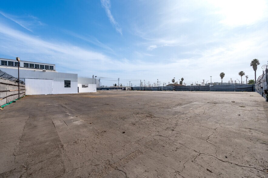 More Photos Of 1700 W Anaheim St, Long Beach Land For Lease