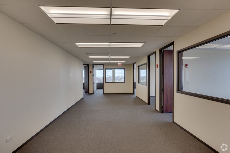 Photo of 3rd Floor Ste 2211/305