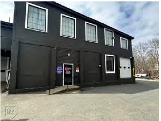 More Photos Of 30-32 Mill @ Walnut Street, Assonet Manufacturing For Sale