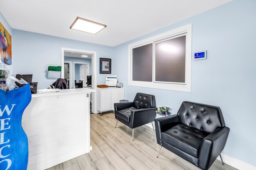More Photos Of 5500 Central Ave, Saint Petersburg Office Residential For Sale