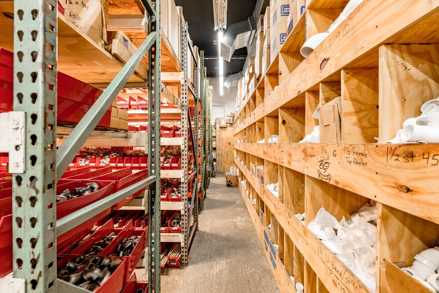 More Photos Of 1090 W Jericho Tpke, Commack Storefront Retail Office For Sale