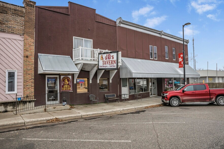 More Photos Of 104-112 Main St, Wanamingo General Retail For Sale
