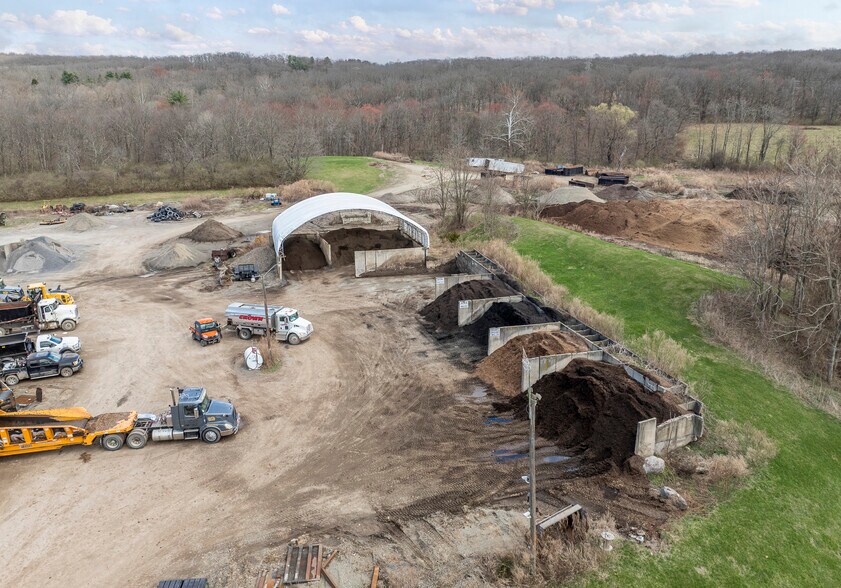 More Photos Of 12 Hunns Lake Rd, Stanfordville Flex For Sale