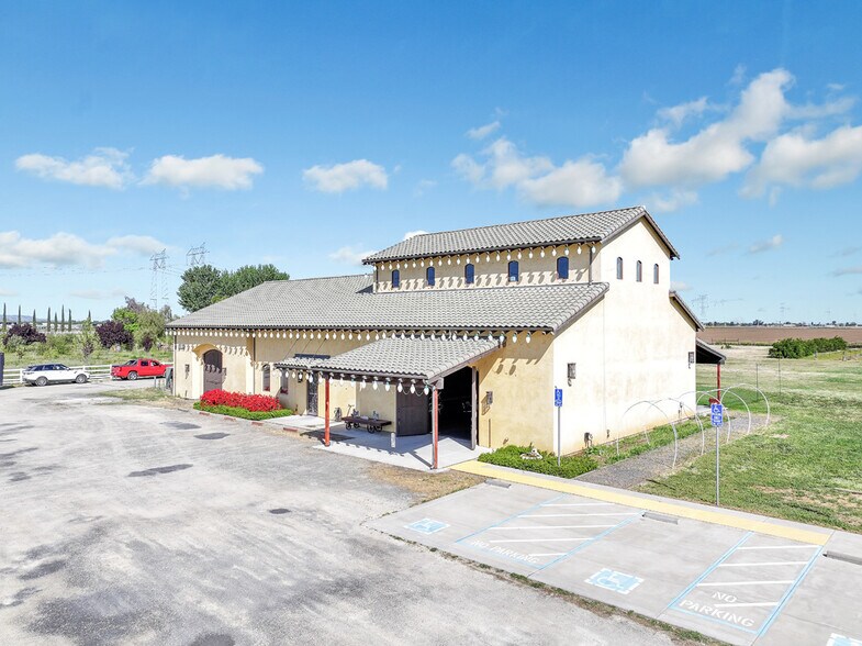 More Photos Of 8091 Balfour Rd, Brentwood Lodge Meeting Hall For Sale