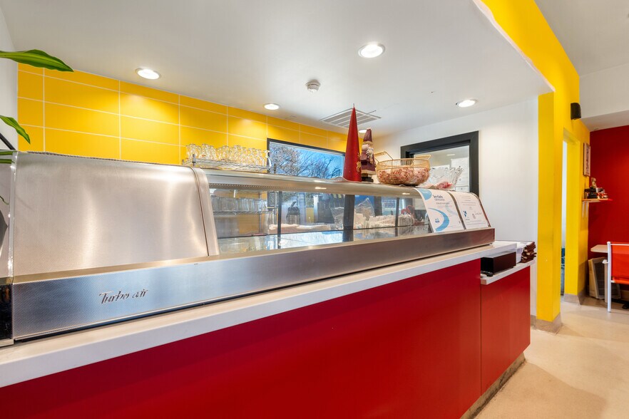 More Photos Of 403 Highway 412 W, Siloam Springs Restaurant For Sale