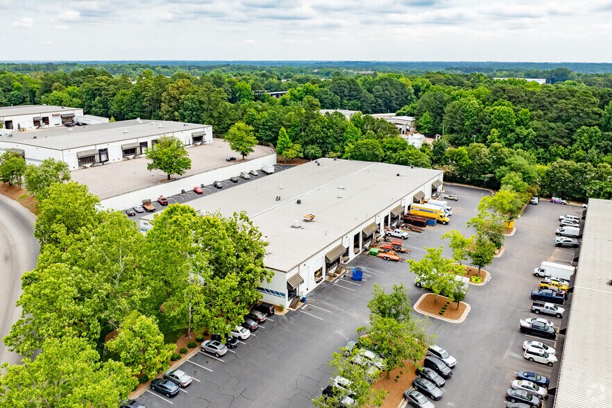 More Photos Of 1200 Corporation Pky, Raleigh Warehouse For Lease