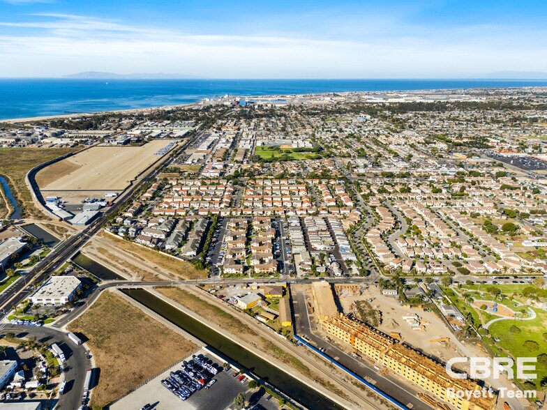 More Photos Of 5690 Cypress Rd, Oxnard Apartments For Sale
