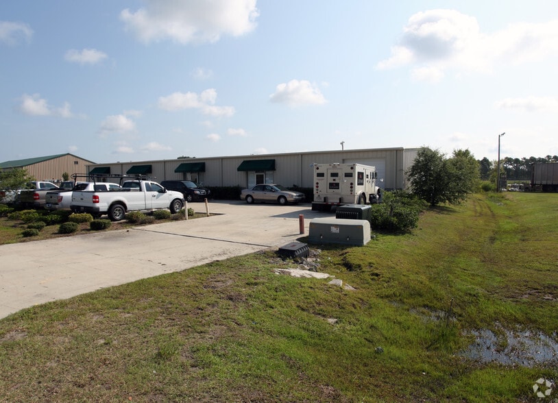 Primary Photo Of 1717 Husted Rd, Conway Light Distribution For Lease