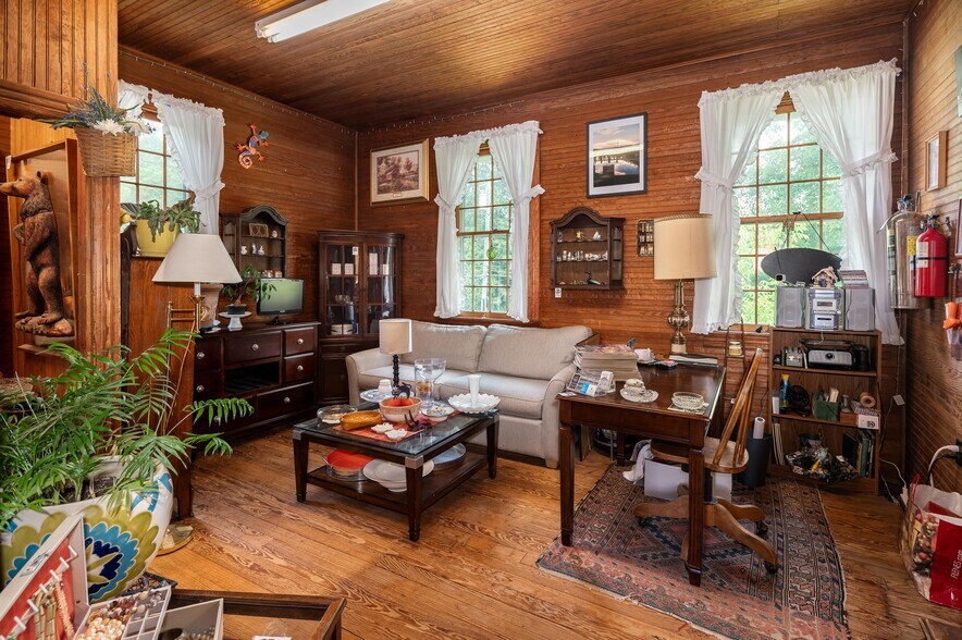 More Photos Of 696 Kent Rd, Gaylordsville Storefront Retail Residential For Sale