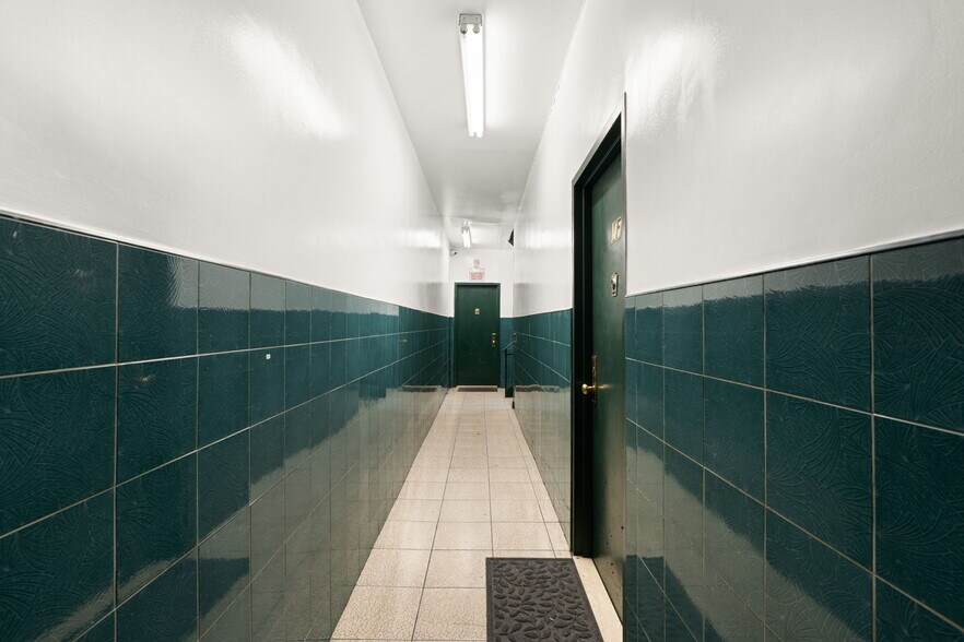 More Photos Of 124 Cortelyou Rd, Brooklyn Apartments For Sale