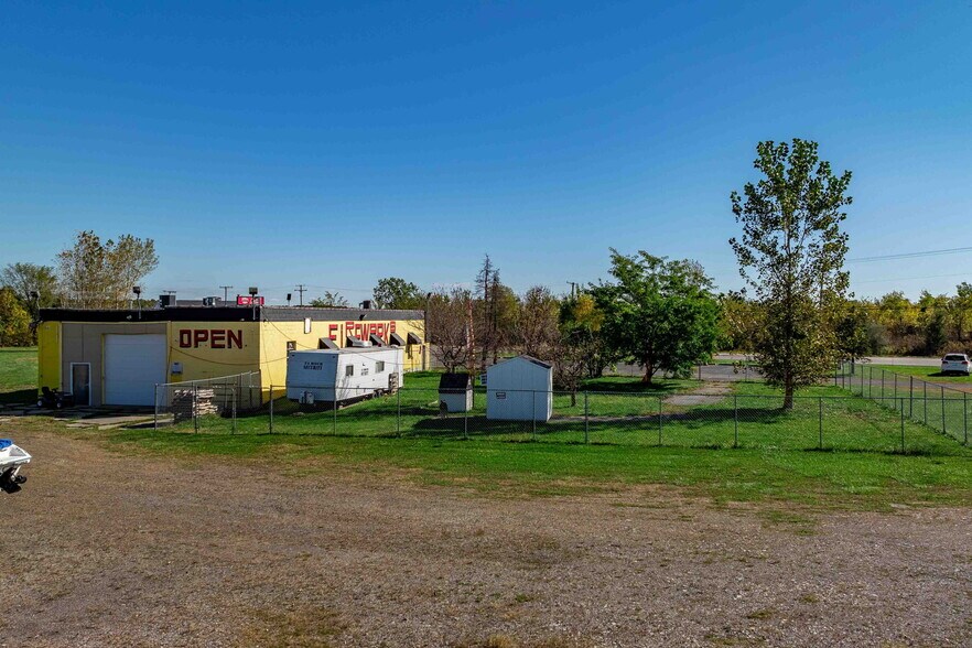 More Photos Of 10125 Telegraph Rd, Carleton Freestanding For Sale