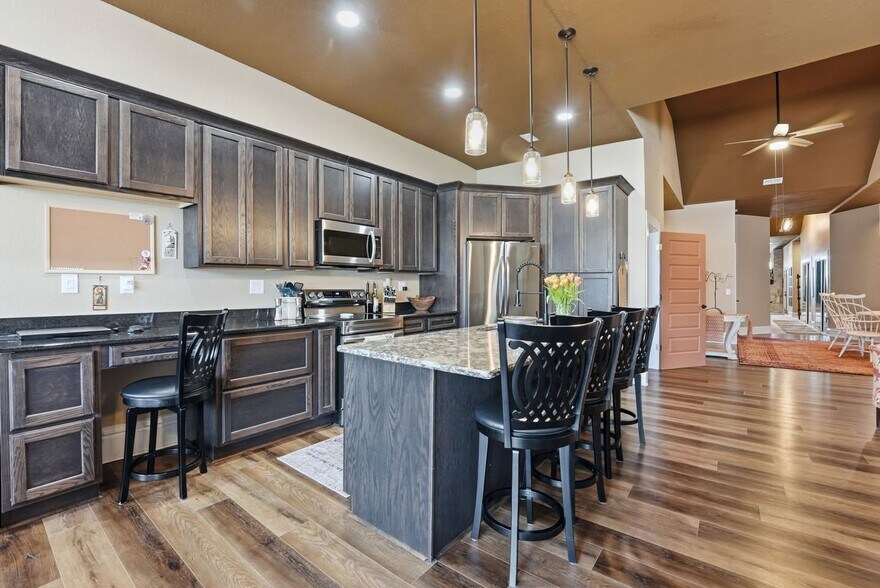 More Photos Of 215 N Michigan St, Plymouth Storefront For Sale