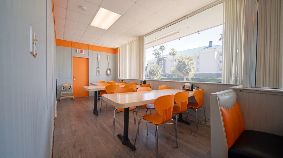More Photos Of 3221 S Orlando Dr, Sanford Restaurant For Sale