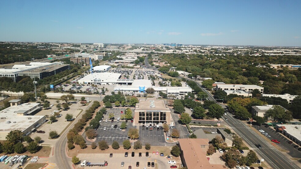 More Photos Of 3305 Steck Ave, Austin Loft Creative Space For Lease