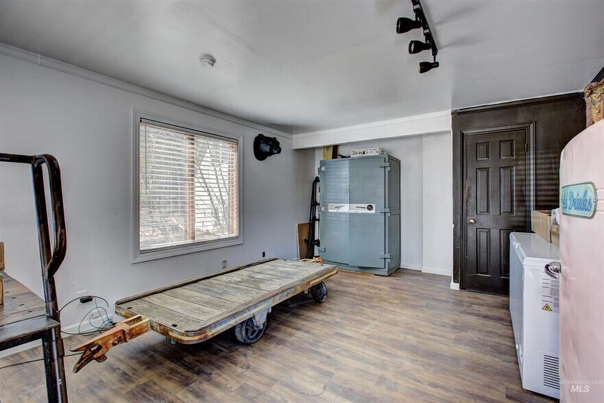 More Photos Of 101 Montgomery St, Idaho City Storefront Retail Residential For Sale