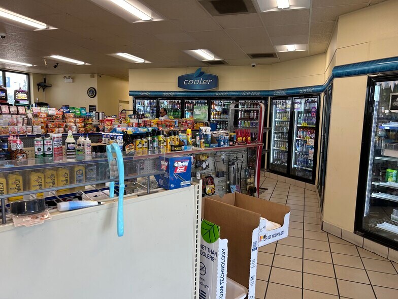 More Photos Of 20 Hampton St, Morris Service Station For Sale