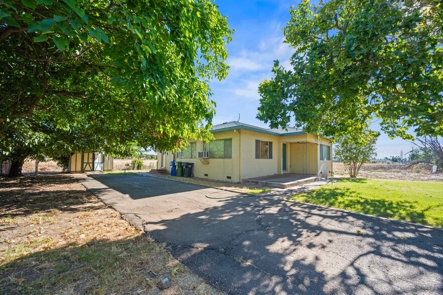 More Photos Of 10138 Spring St, Galt Land For Sale