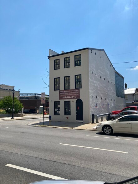 Primary Photo Of 635 W Pratt St, Baltimore Freestanding For Lease