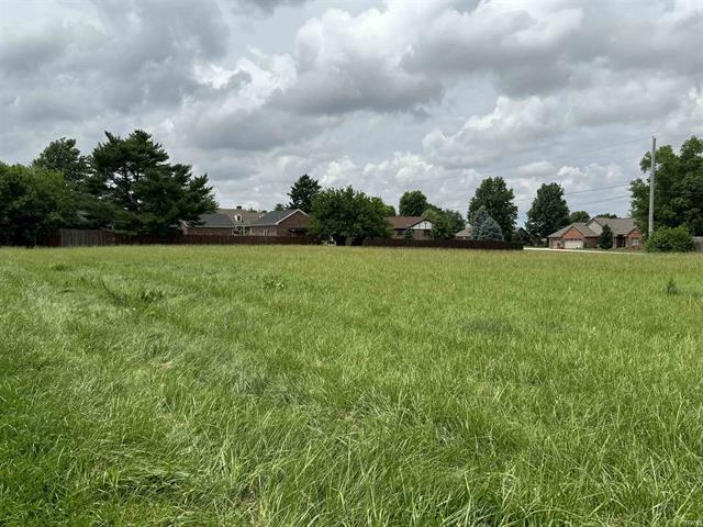 More Photos Of 806 E Park St, Fort Branch Land For Sale