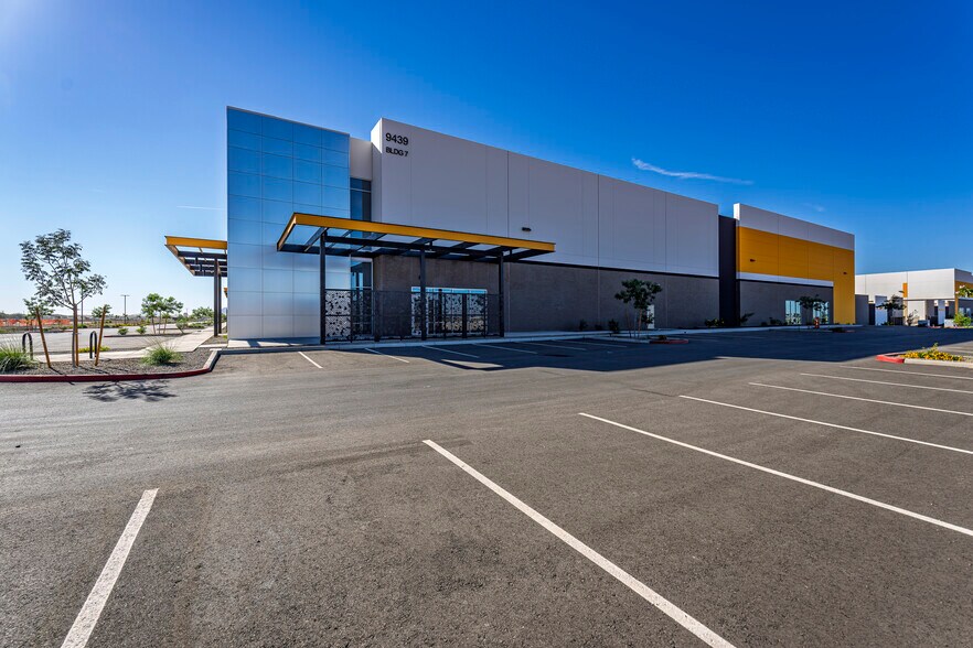 More Photos Of SEC Ellsworth Road & Pecos Rd, Mesa Warehouse For Lease