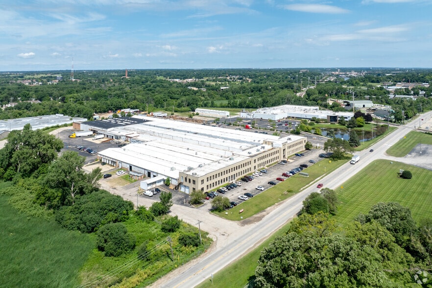 More Photos Of 1200 Saint Charles St, Elgin Light Distribution For Lease