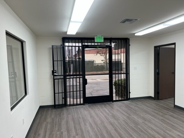 More Photos Of 4355-4357 Rowland Ave, El Monte Manufacturing For Lease