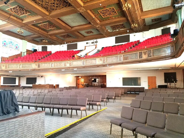 More Photos Of 50 Liberty Pole Way, Rochester Religious Facility For Lease