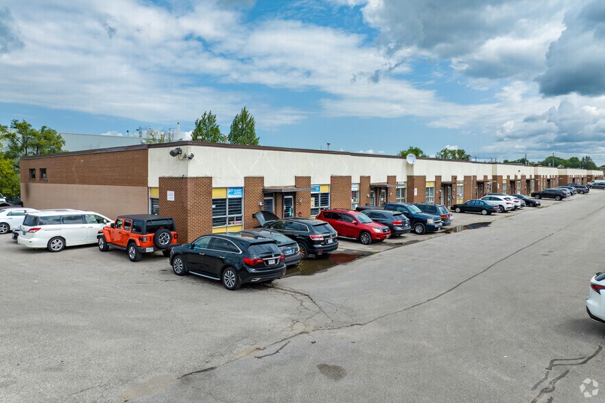 More Photos Of 140 Midwest Rd, Toronto Distribution For Lease
