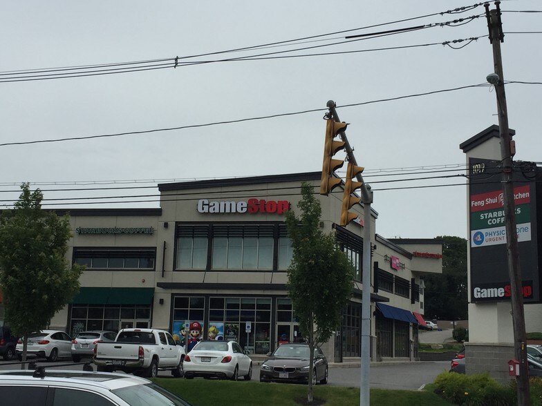More Photos Of 1019 Trapelo Rd, Waltham Freestanding For Lease