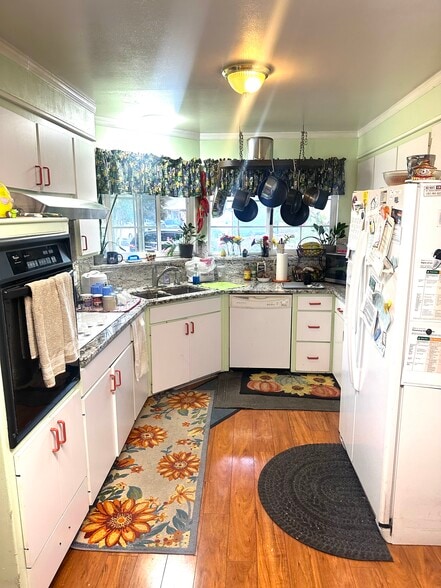 More Photos Of 1923 Fallen Leaf Dr, Santa Rosa Healthcare For Sale