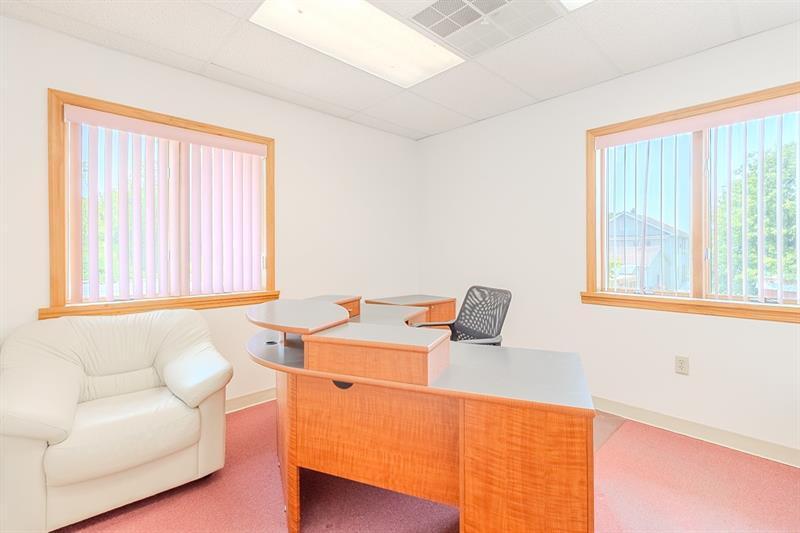 More Photos Of 1027 W Main St, Mount Pleasant Medical For Sale