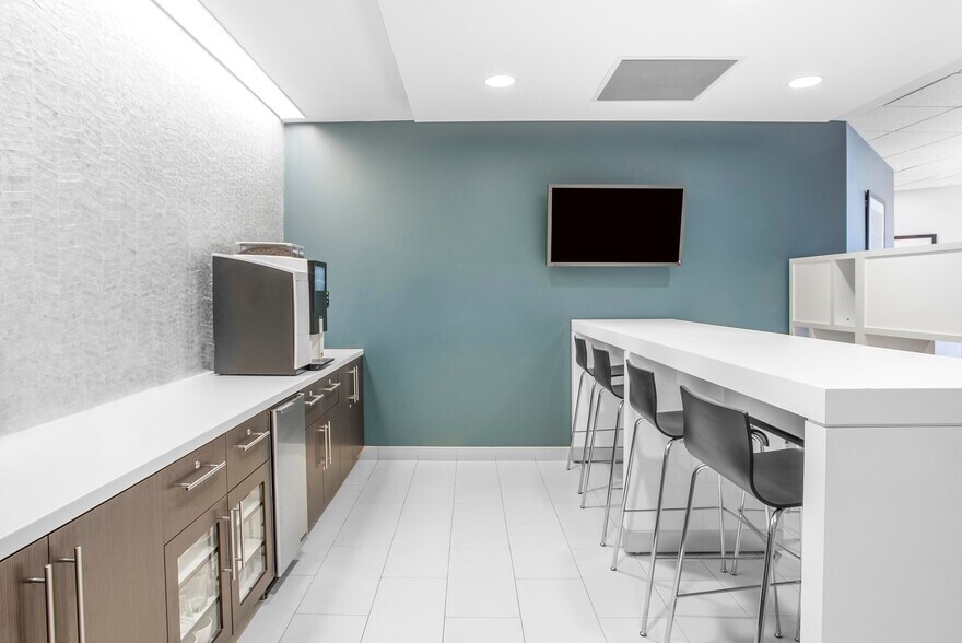 More Photos Of 303 Twin Dolphin Dr, Redwood City Coworking Space