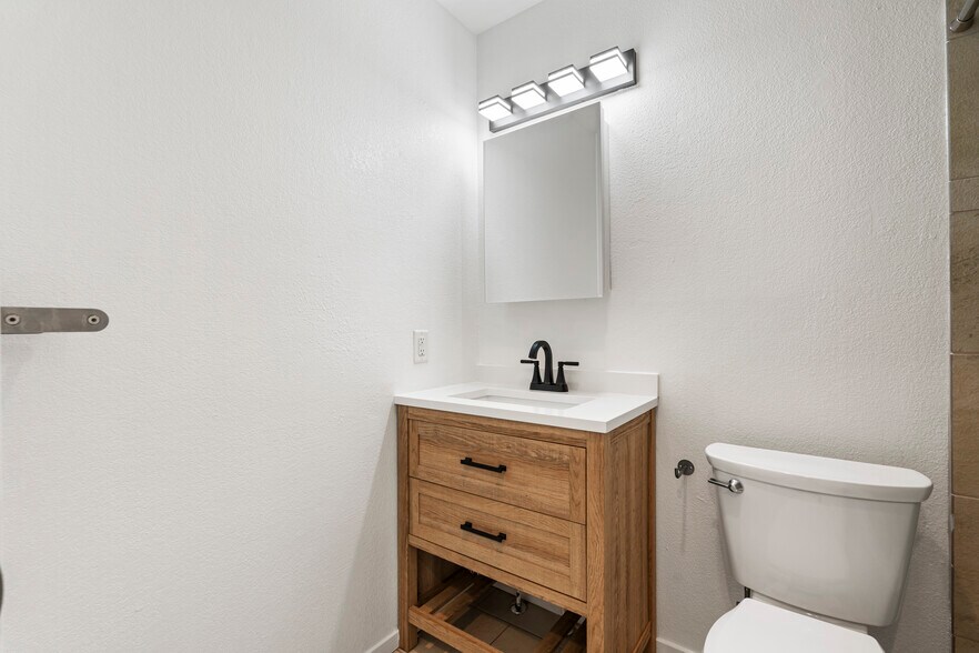 More Photos Of 521 Sinclair, Reno Apartments For Sale