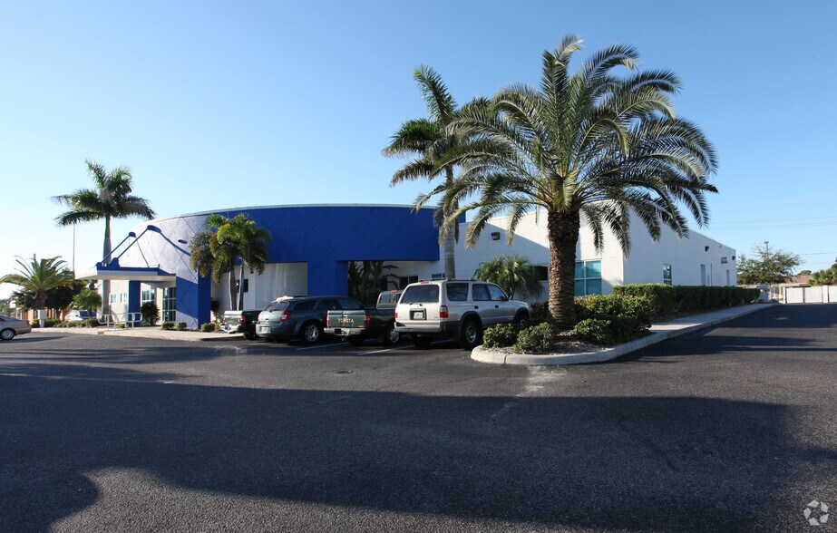 More Photos Of 2611-2635 Tamiami Trl, Port Charlotte Medical For Lease