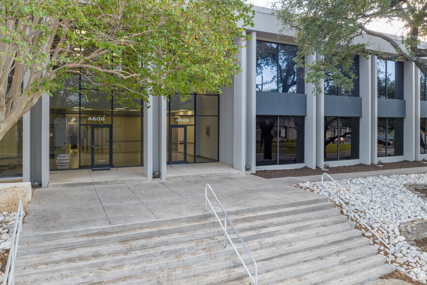 Primary Photo Of 4606 Centerview, San Antonio Office For Lease