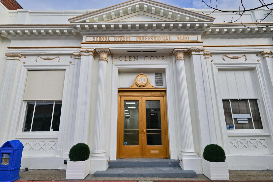 Primary Photo Of 50 School St, Glen Cove Office Residential For Sale
