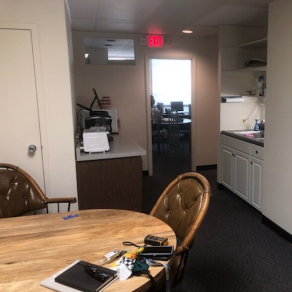 More Photos Of 2 Professional Dr, Gaithersburg Office For Lease