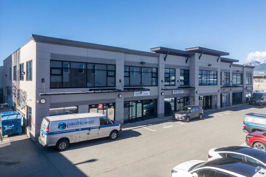 More Photos Of 656 Evans Av, Vancouver Warehouse For Sale