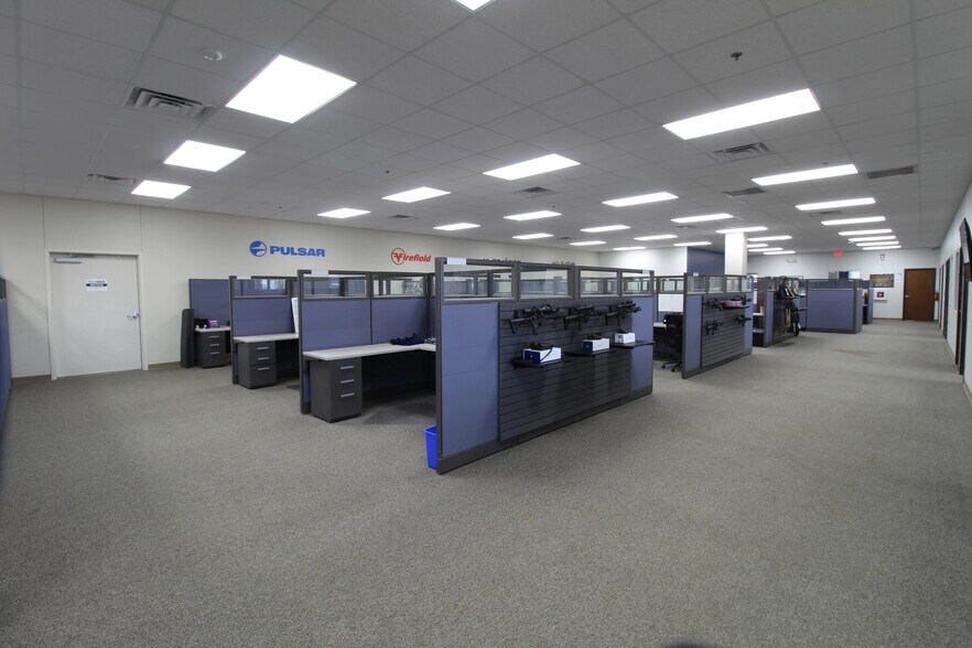 More Photos Of 2201 Heritage Pky, Mansfield Warehouse For Sale