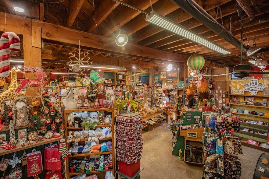 More Photos Of 949 Highway 82, Mountain Park Storefront Retail Residential For Sale