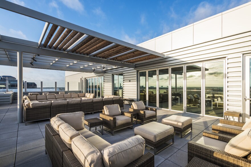 More Photos Of 14675 Dallas Pky, Dallas Office For Lease