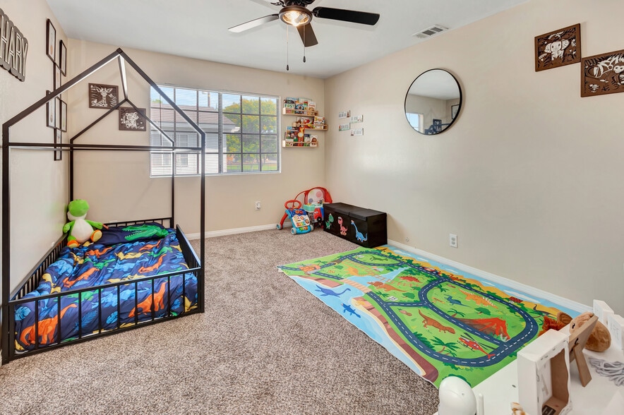 More Photos Of 12725 Barlin Ave, Downey Apartments For Sale