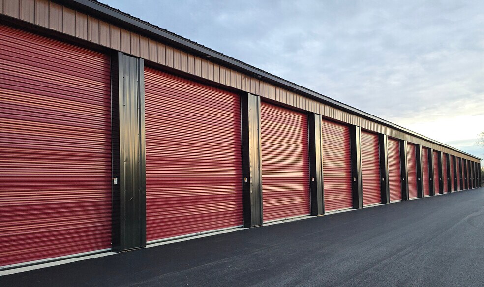 More Photos Of 1627 Scarbrough Dr, Piqua Specialty For Sale