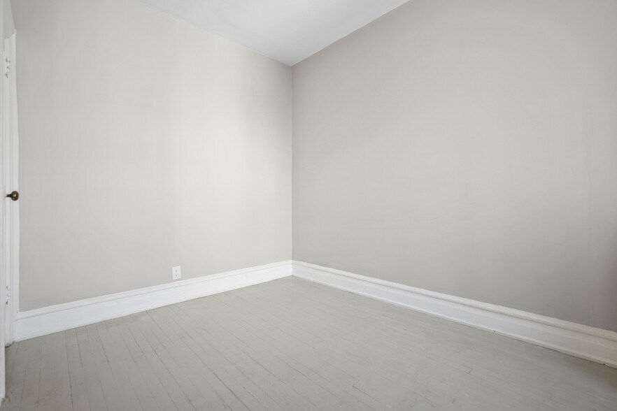 More Photos Of 596 Wyona St, Brooklyn Apartments For Sale
