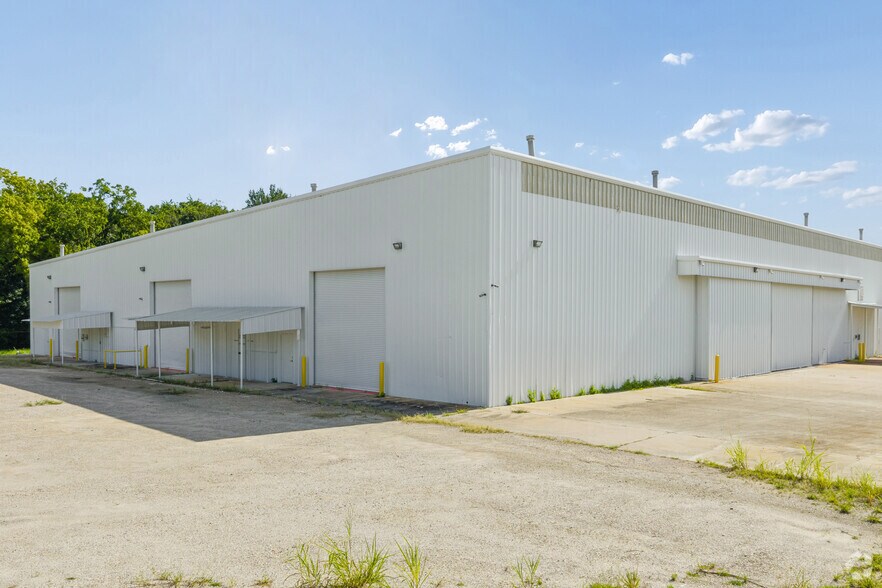 More Photos Of 11939 Aldine Westfield Rd, Houston Unknown For Lease