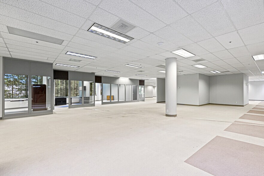 More Photos Of 601 S Sanden Blvd, Wylie Medical For Lease