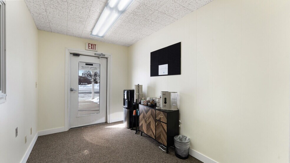 More Photos Of 400 Broadway Ave N, Foley Office For Sale